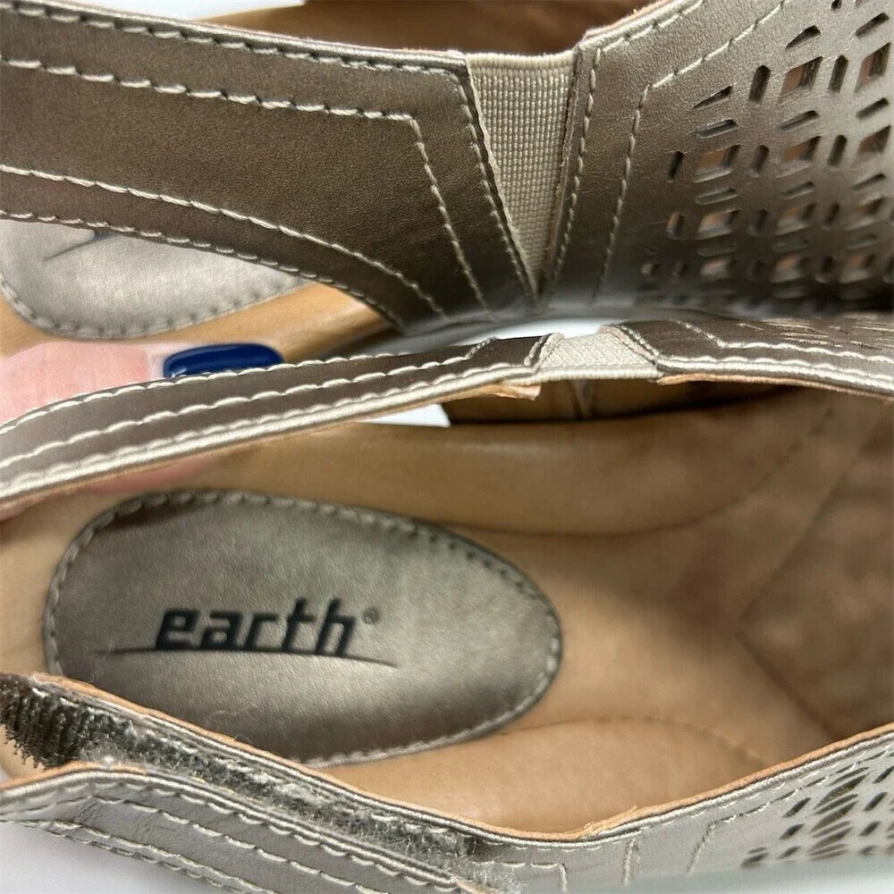Earth Cascade Slingback Wedge Sandals Gold Laser Cut Comfort Casual Size 8.5